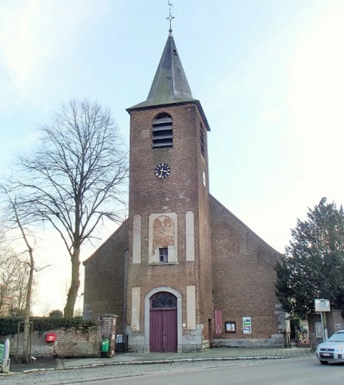 Saints-Denis-et-Ghislain, Estaimbourg