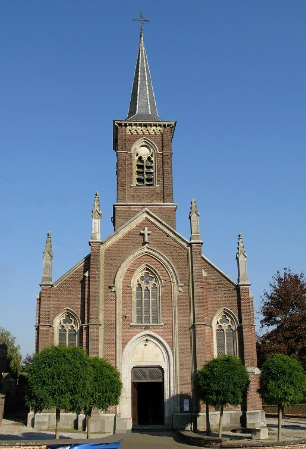 Saint-Servais, Grandville