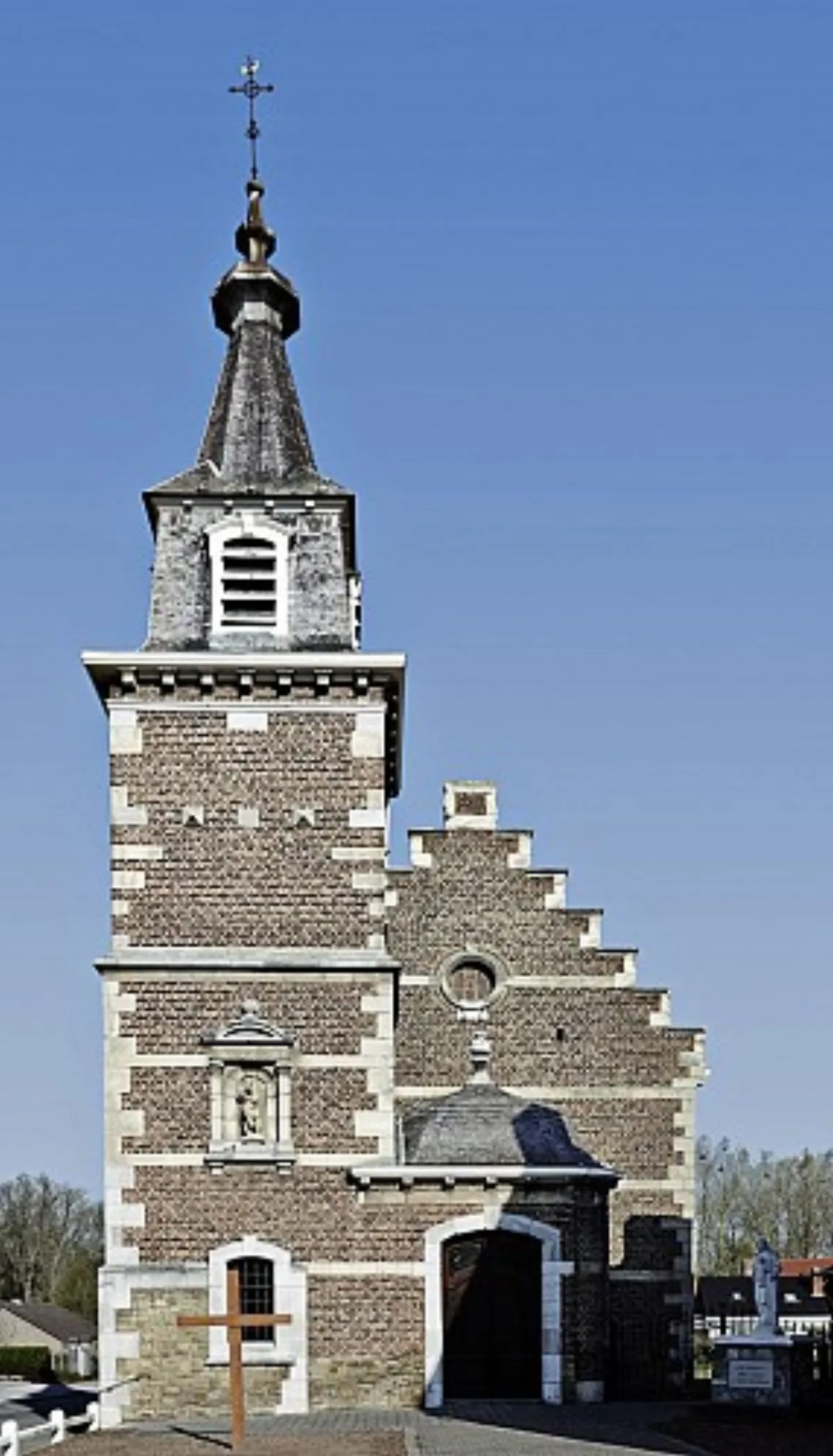 Saint-Michel, Longchamps
