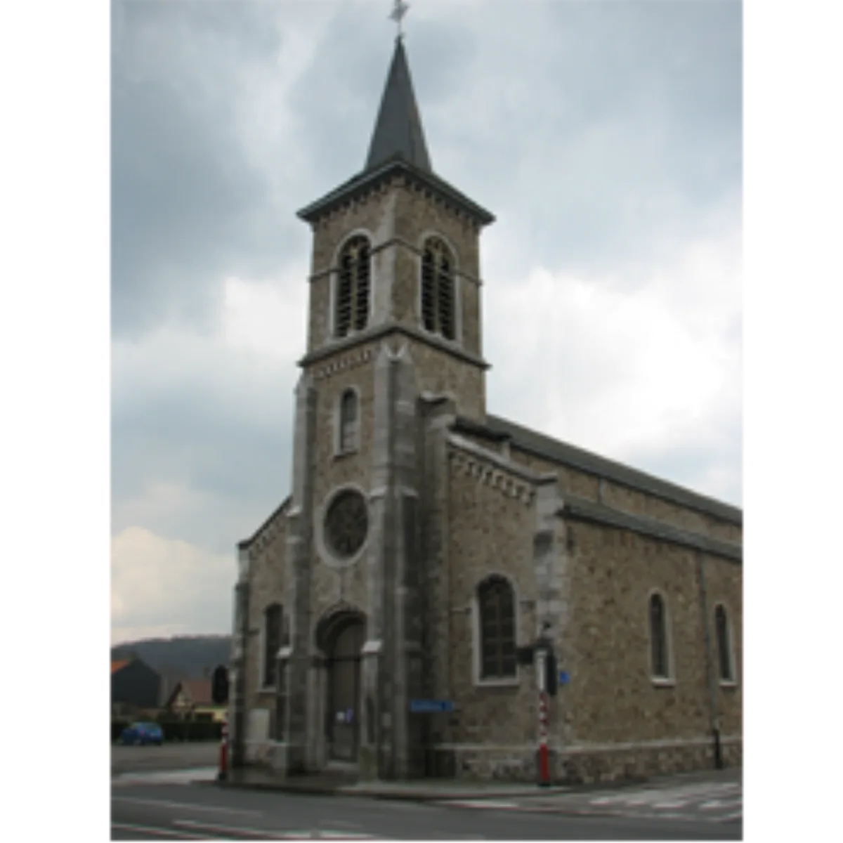 Saint Nom de Marie, Gives