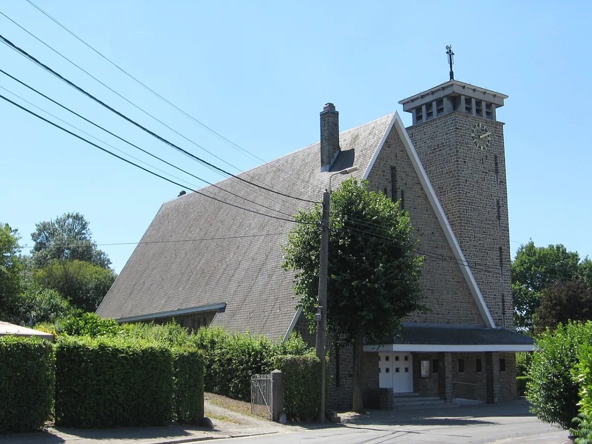 Église Saint Jean Baptiste, Housse
