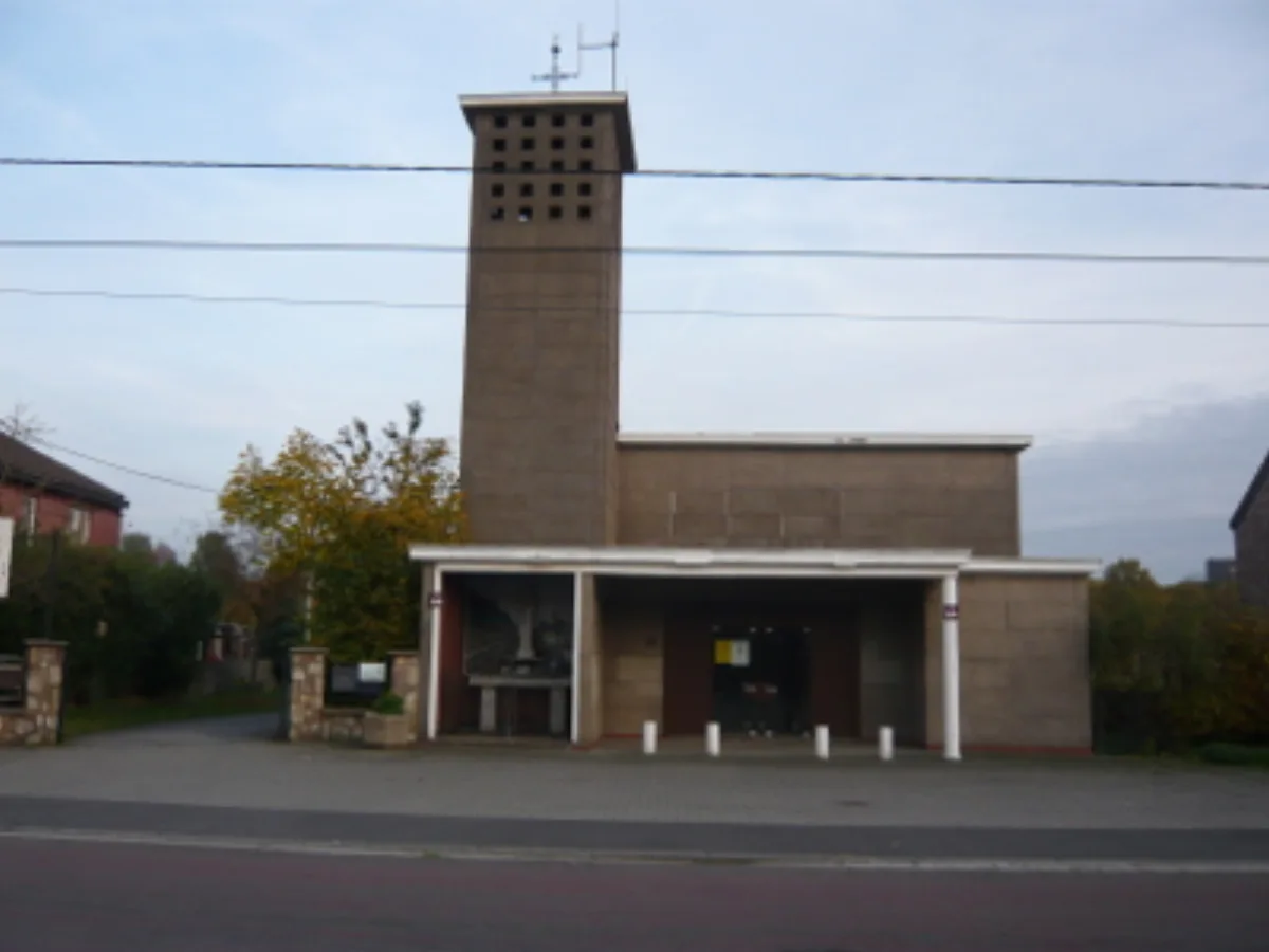 Vierge des Pauvres, Vivegnis
