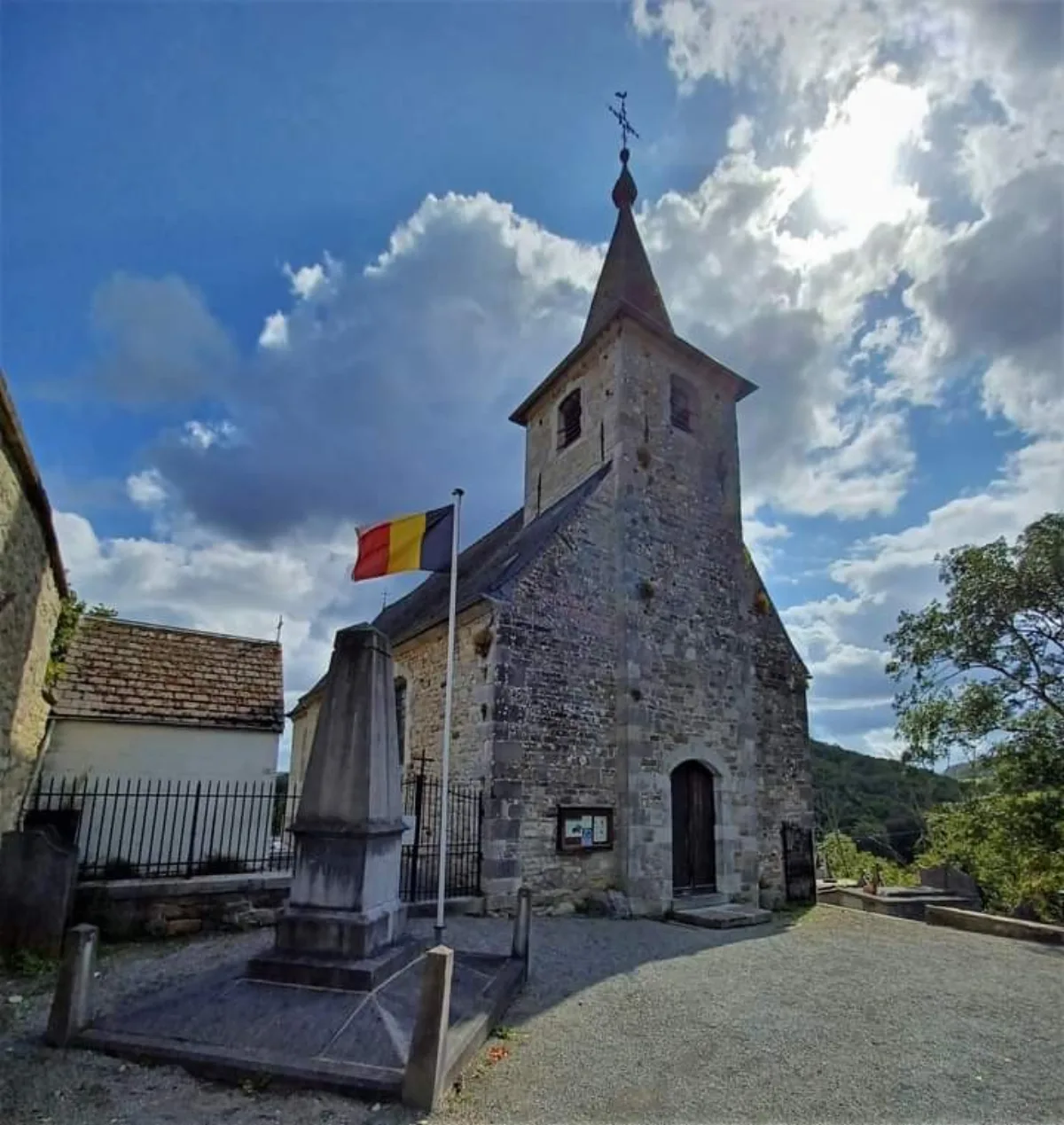Saint-Hubert, Arbre