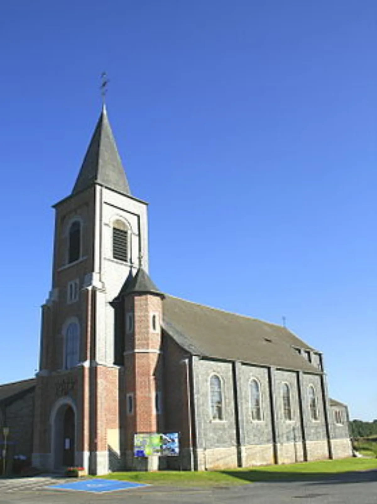 Assomption de Notre-Dame, Petite-Chapelle