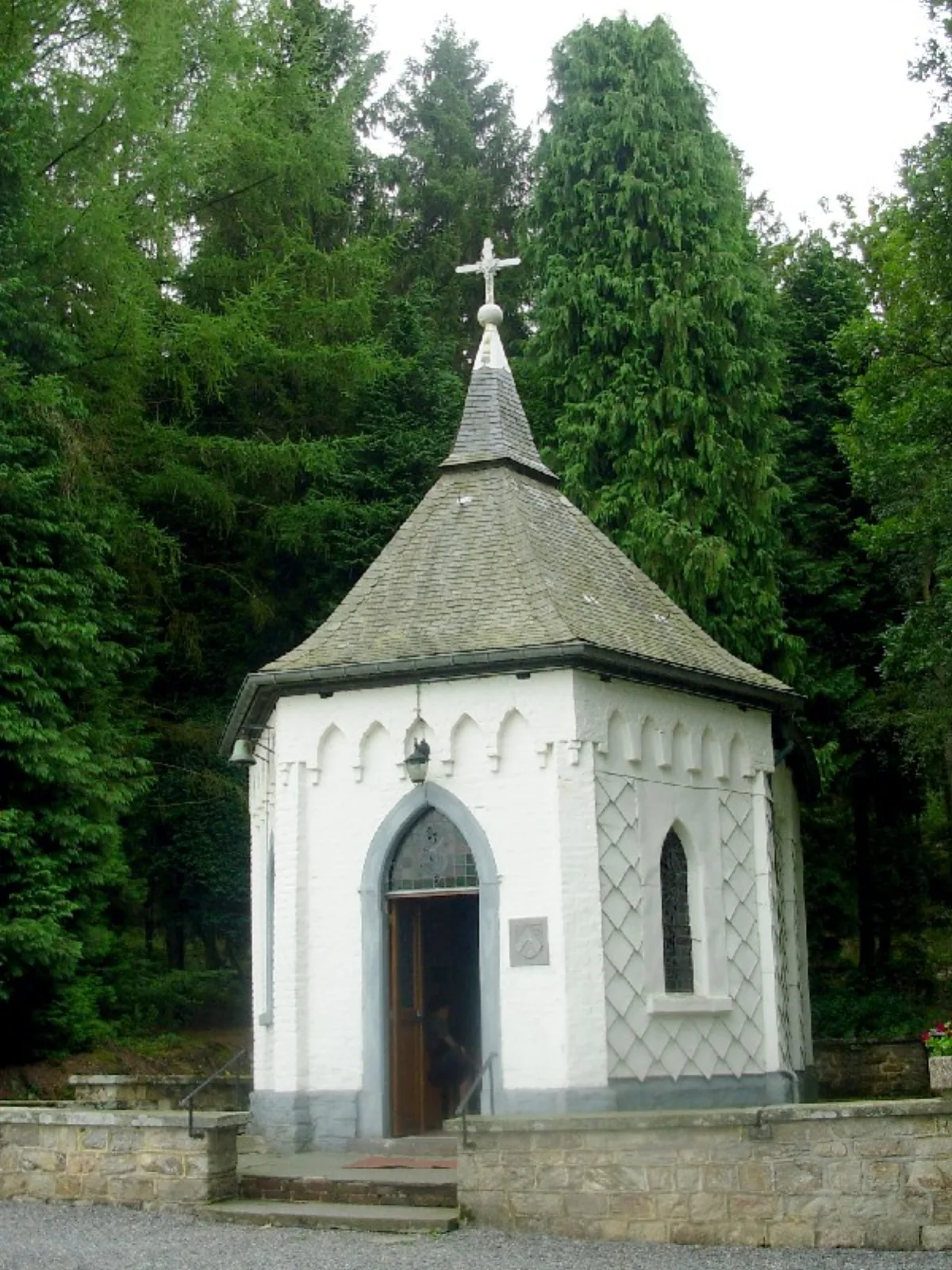 Notre-Dame de Lourdes, Petit-Thier
