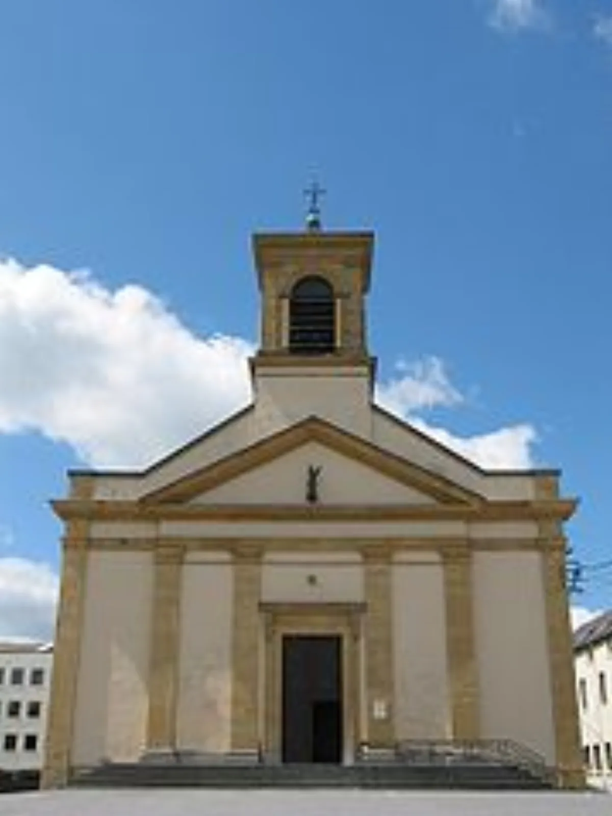 Saint-Michel, Neufchâteau
