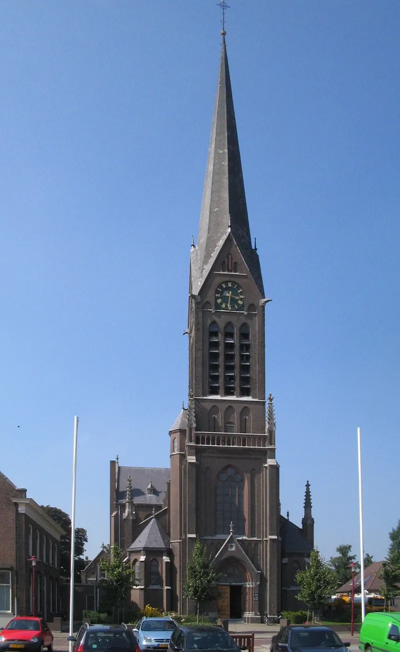 Lambertus met begraafplaats H Lambertus, Lith