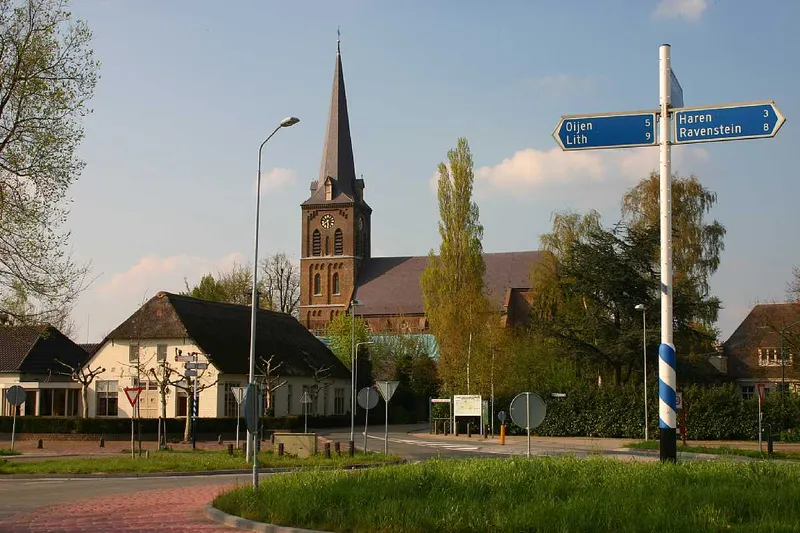 Heilige Petrus' Banden, Macharen