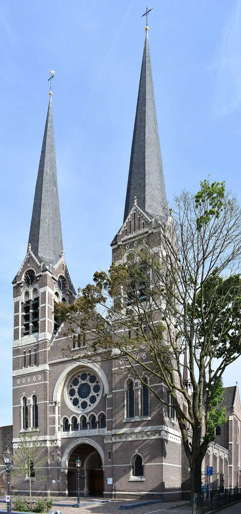 Heilige Petrus, Etten-Leur