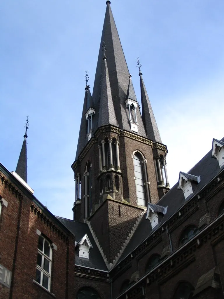 Basiliek O.L. Vrouw van het Heilig Hart, Sittard