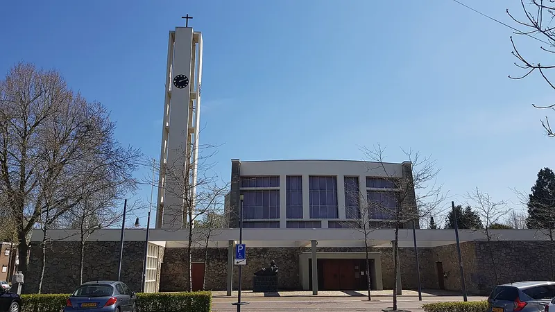 Sint-Agneskerk, Bunde