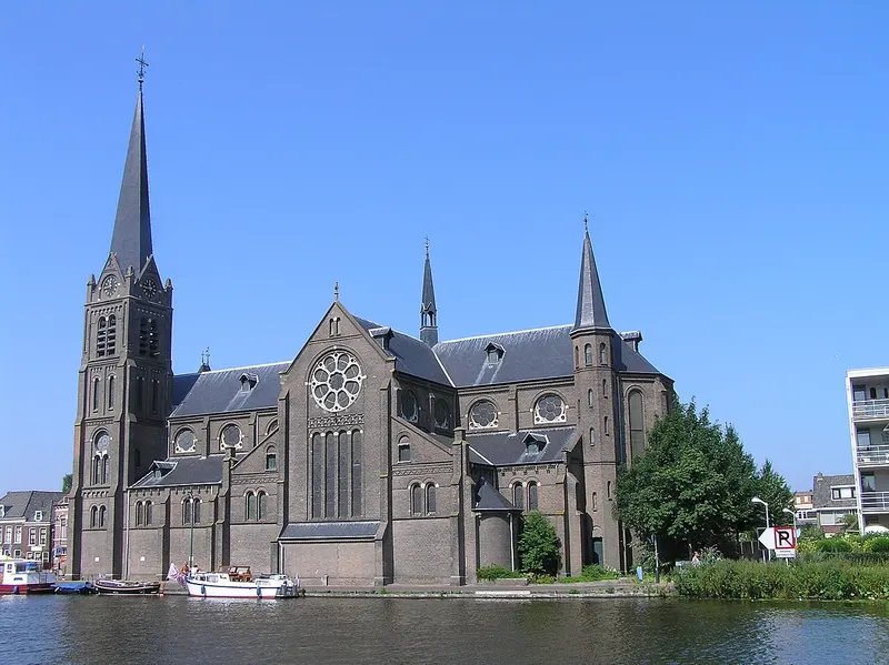 H.H. Petrus en Paulus, Leidschendam