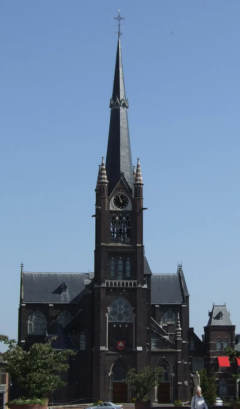 Basiliek H. Liduina en O.L. Vrouw van de Allerheiligste Rozenkrans / Singelkerk, Schiedam