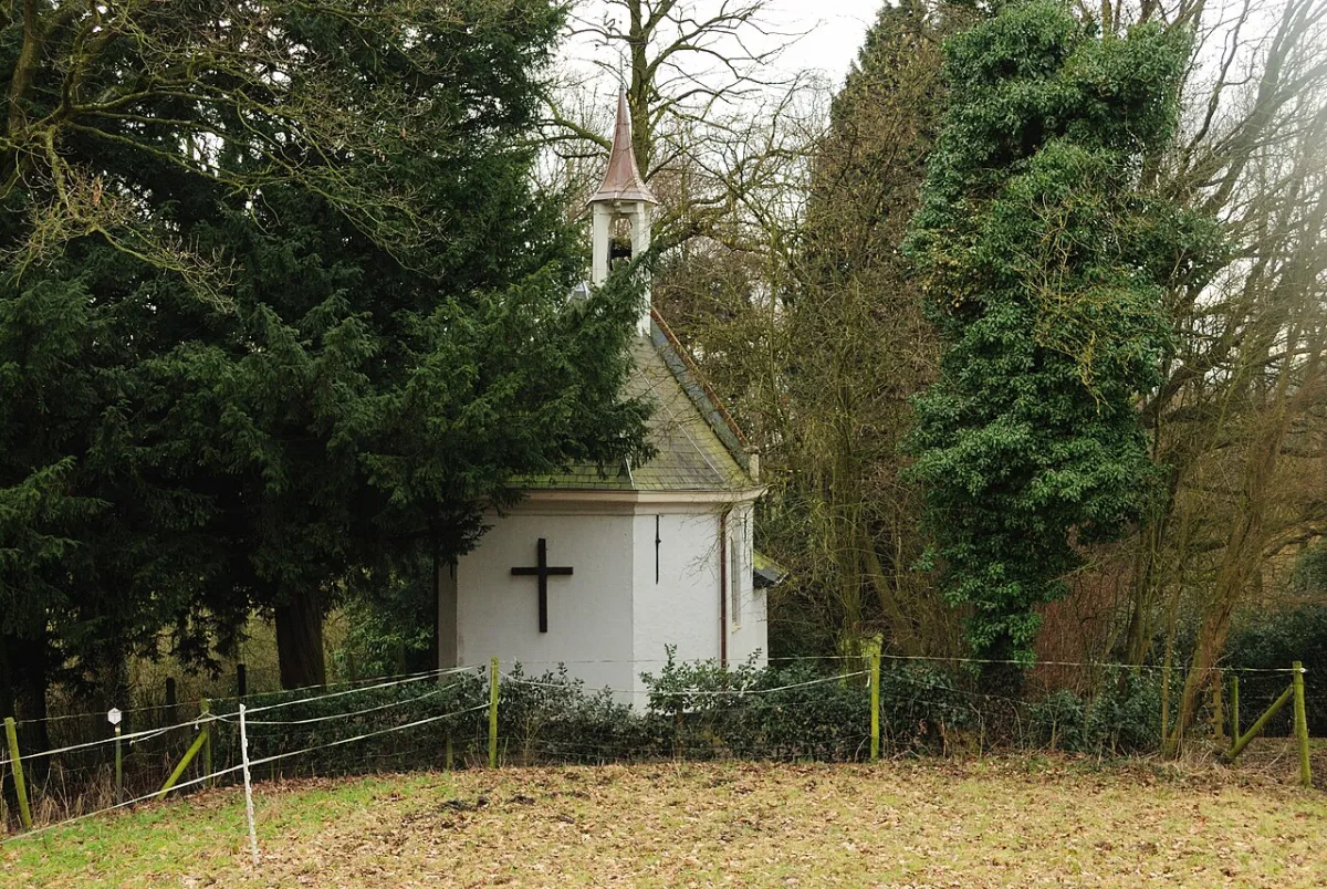 Kruisborrekapel, Asse