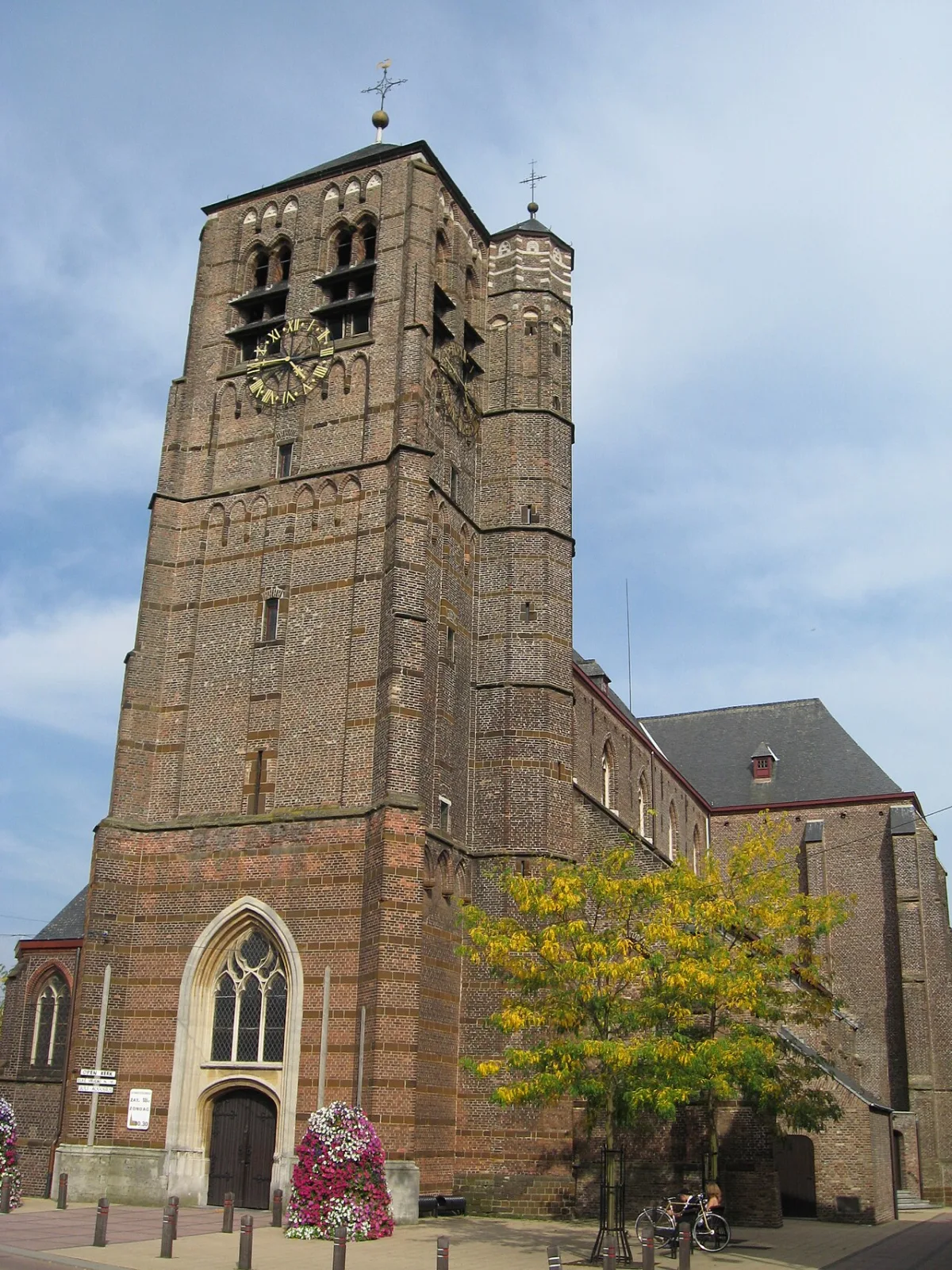 Sint-Andrieskerk, Balen