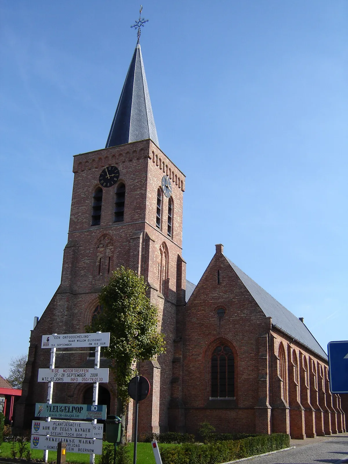 Sint-Petruskerk, Beernem