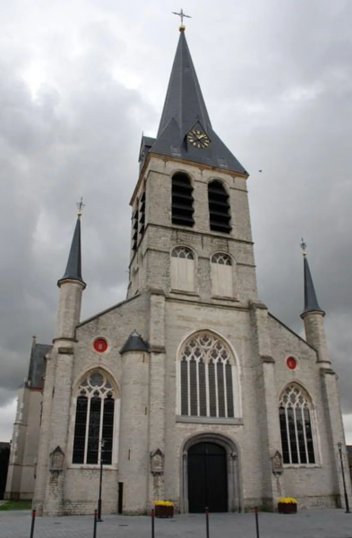 Onze-Lieve-Vrouwekerk, Beveren