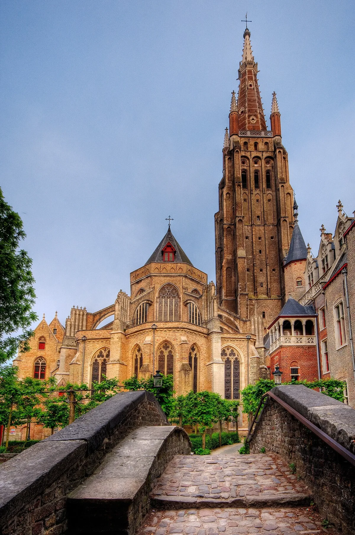 Onze-Lieve-Vrouwekerk, Brugge