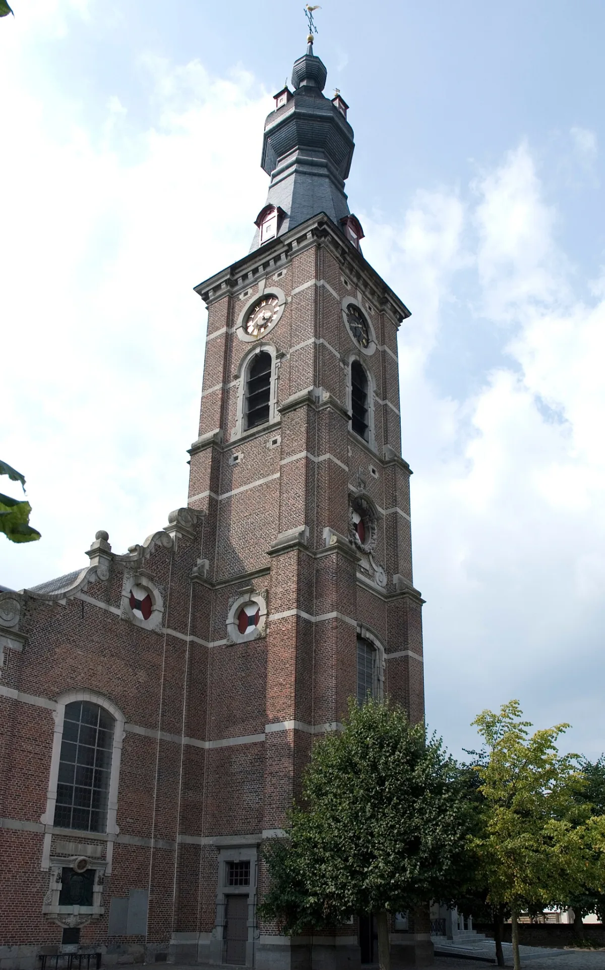 Sint-Petrus en Pauluskerk, Deinze