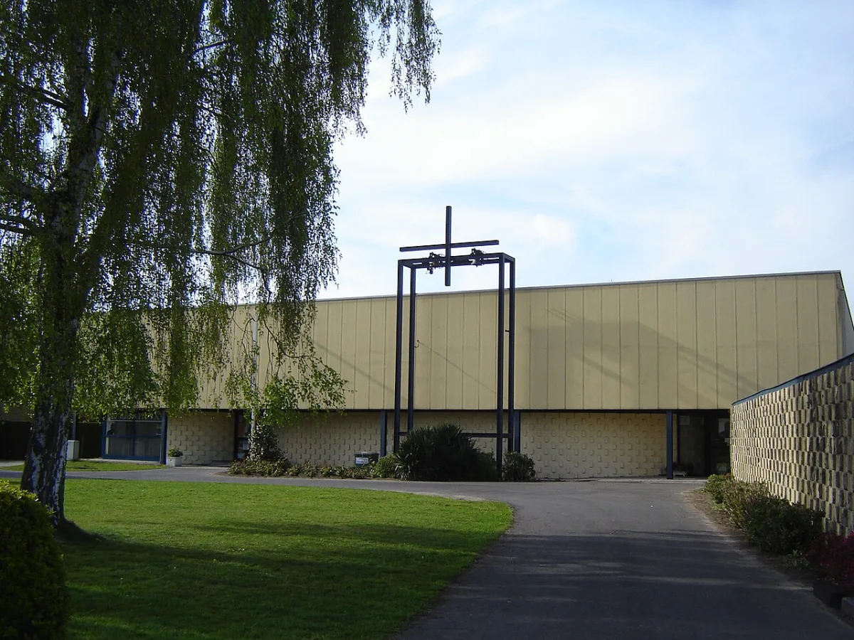Heilige Pius X-kerk (Destelbergen), Destelbergen
