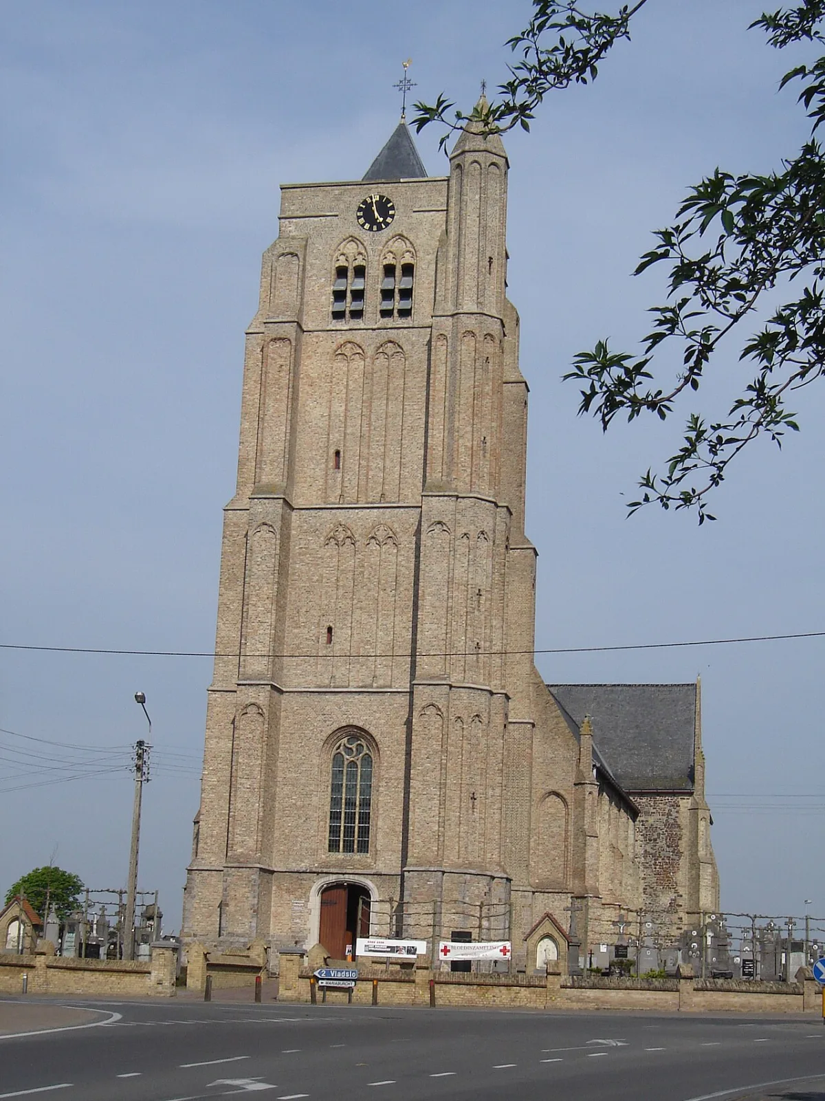 Sint-Petruskerk, Diksmuide