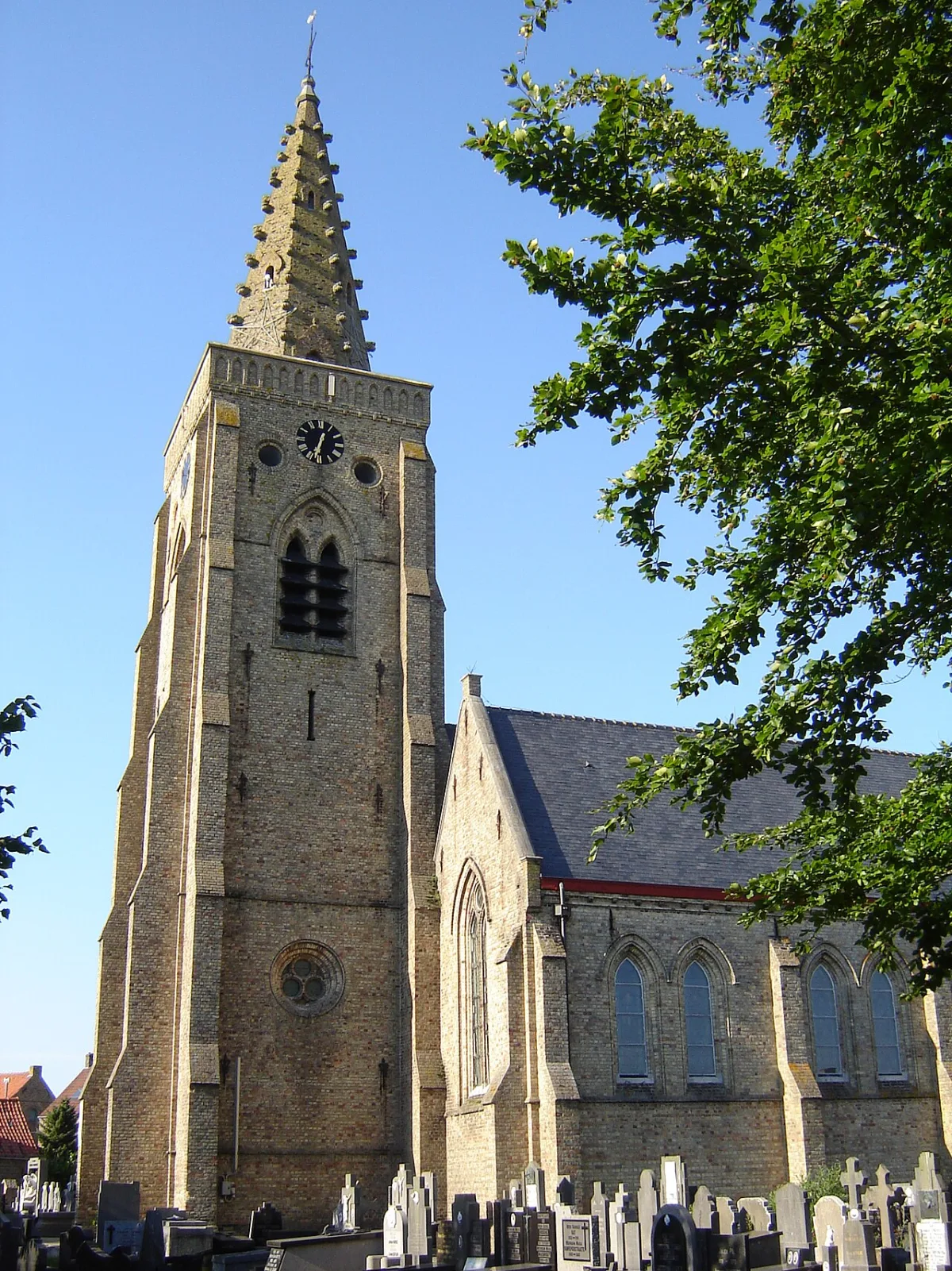 Sint-Wandregesiluskerk, Diksmuide