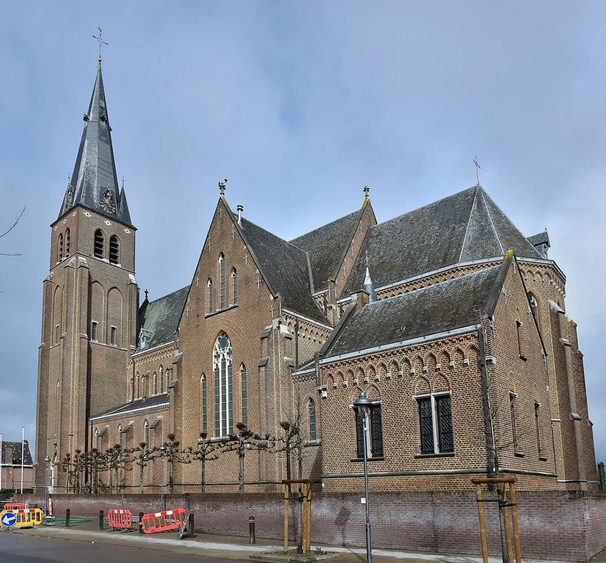 Sint-Martinuskerk, Dilsen-Stokkem