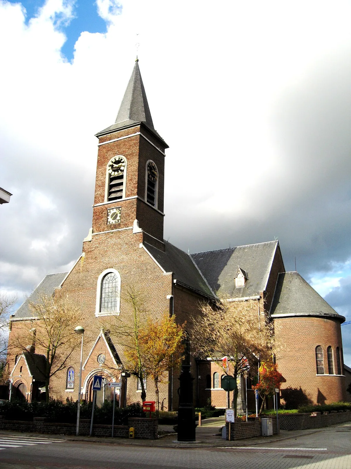 Sint-Monulphus en Gondulphuskerk, Dilsen-Stokkem