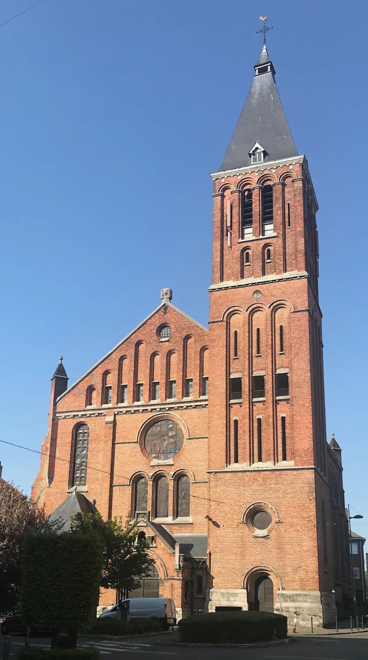 Onze-Lieve-Vrouw van het Heilig Hartkerk, Etterbeek