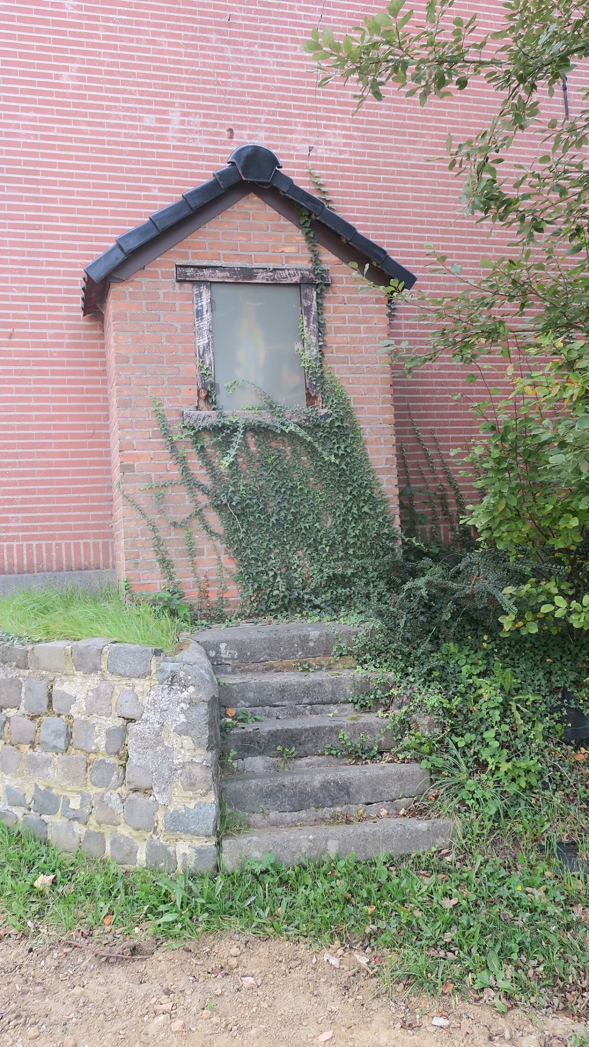 Onze-Lieve-Vrouw van Lourdeskapel, Halle