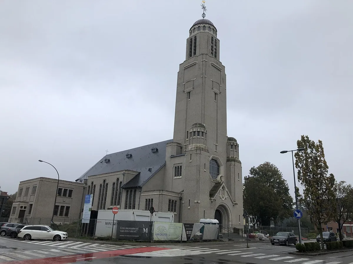 Sint-Rochuskerk, Halle