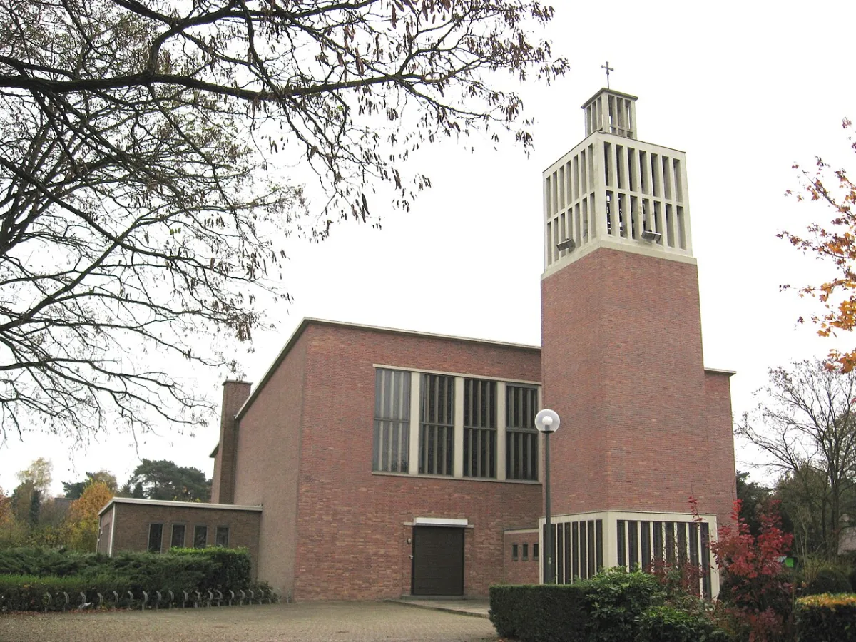 Heilige Kruisvindingskerk, Hamont-Achel
