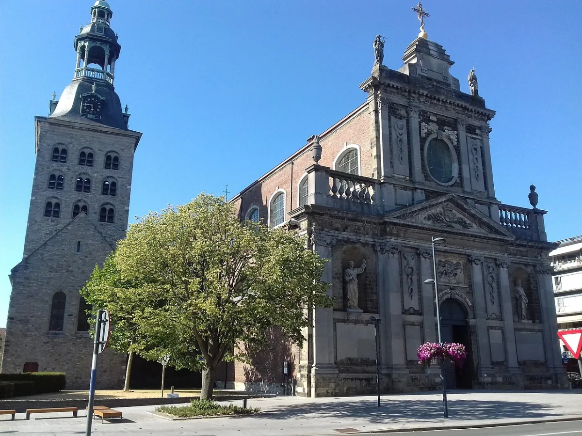 Sint-Salvatorkerk, Harelbeke