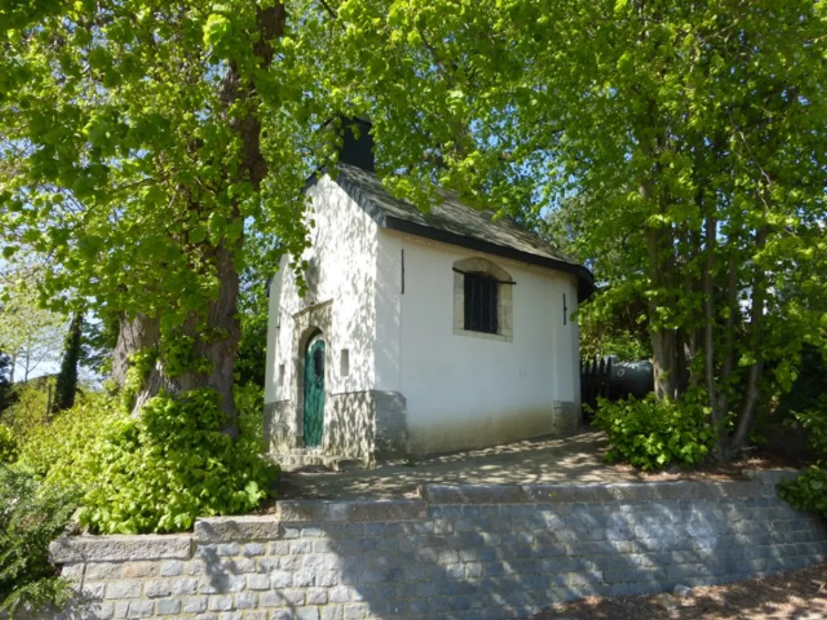 Onze-Lieve-Vrouw-van-Troostkapel, Hoegaarden