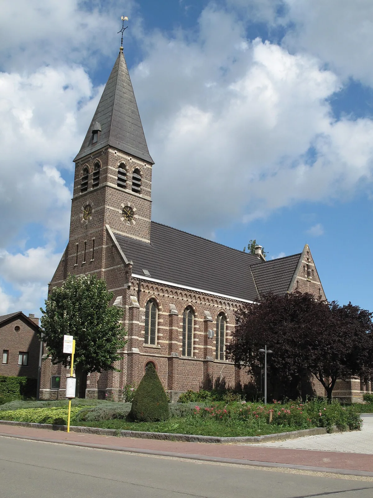 Sint-Brixiuskerk, Hoeselt