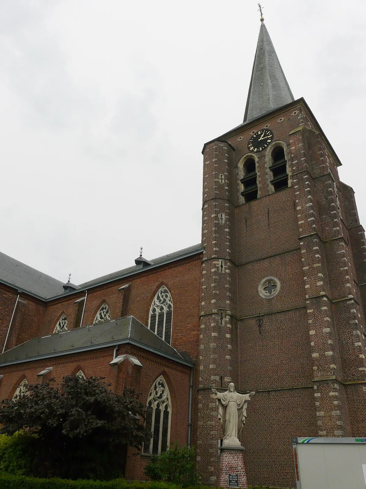 Sint-Willibrorduskerk, Kasterlee