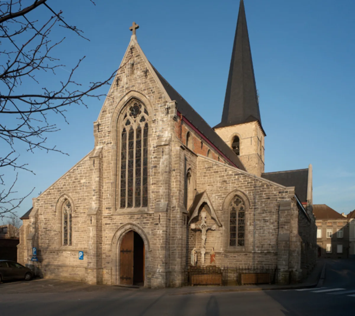 Onze-Lieve-Vrouw-van-de-berg-Karmelkerk, Kluisbergen