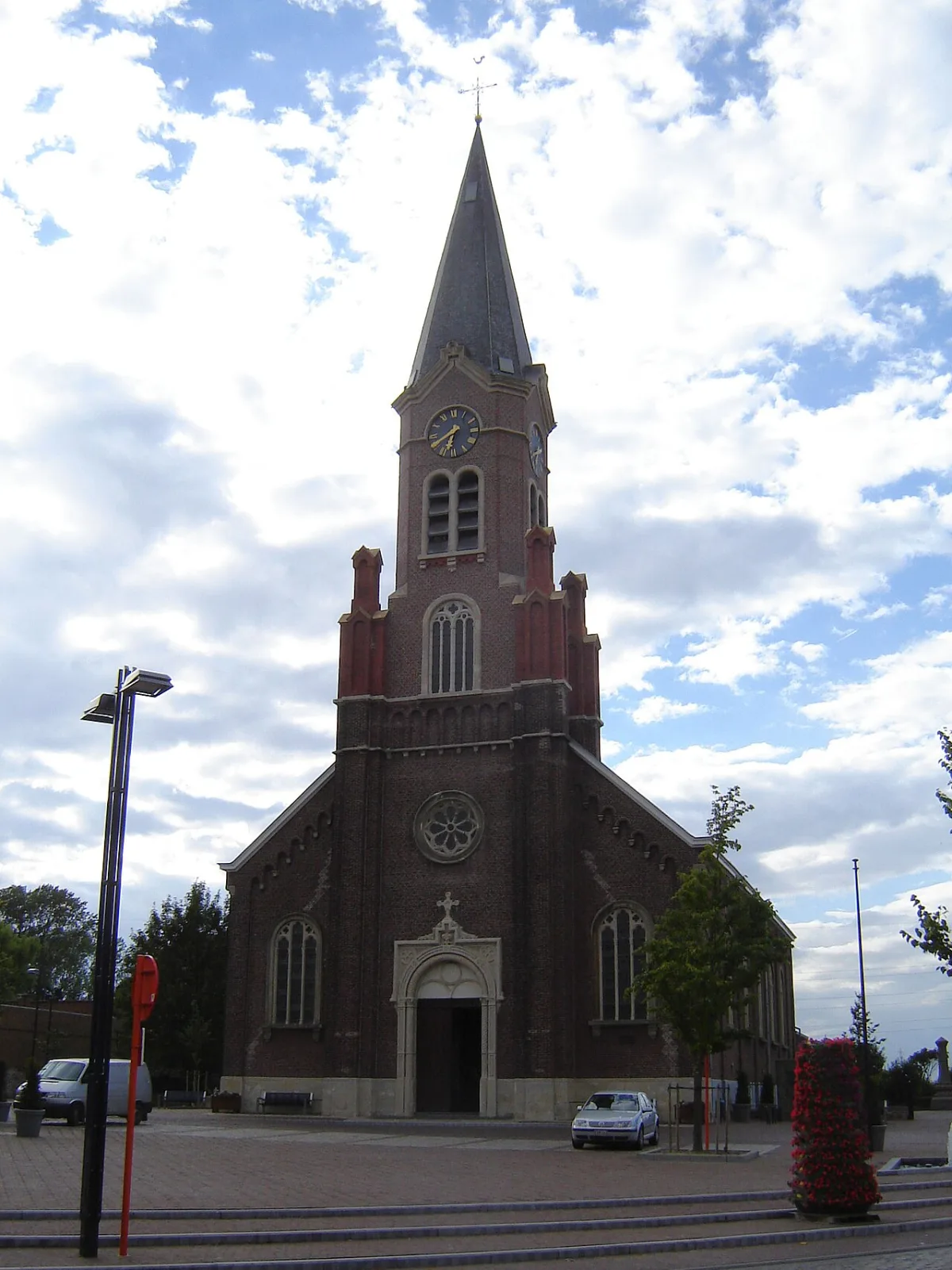 Sint-Corneliuskerk, Kluisbergen
