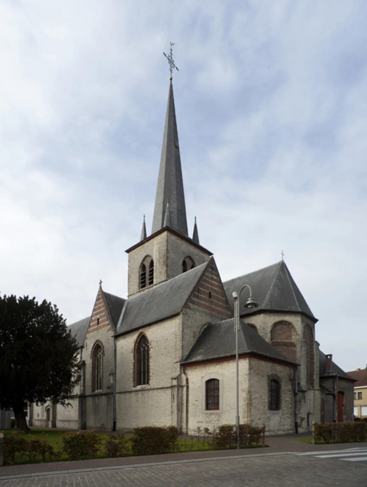 Sint-Bavokerk, Kruisem