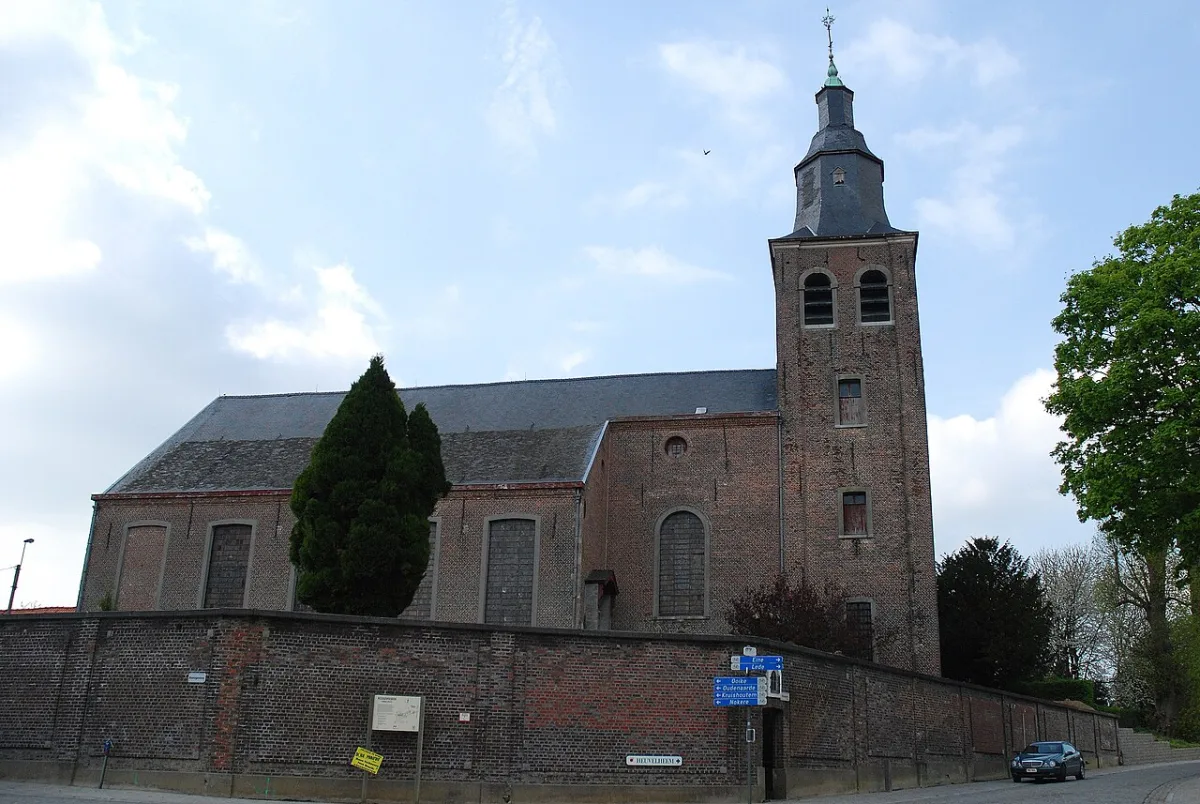 Sint-Machutuskerk, Kruisem
