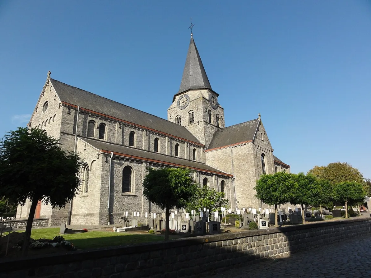 Sint-Petrus en Urbanuskerk, Kruisem
