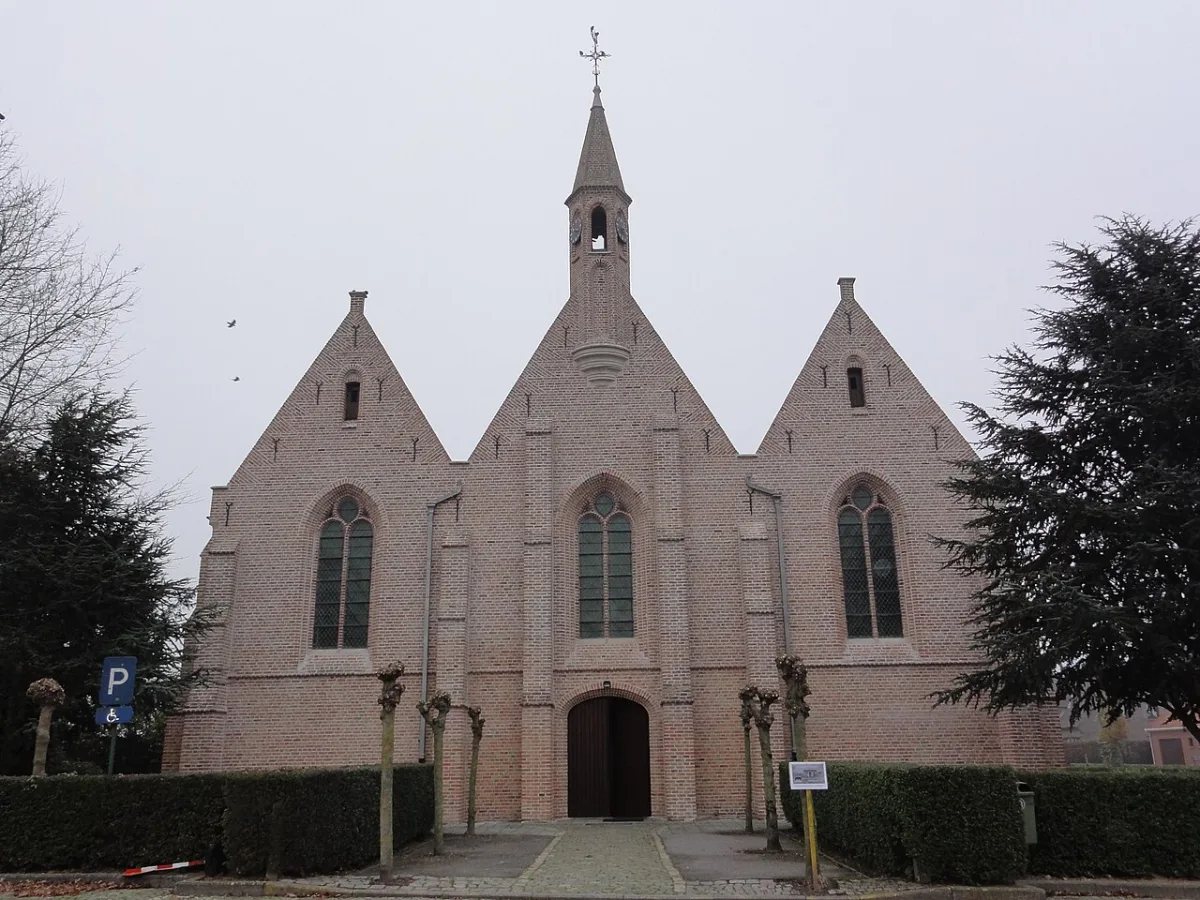 Sint-Juliaanskerk, Langemark-Poelkapelle