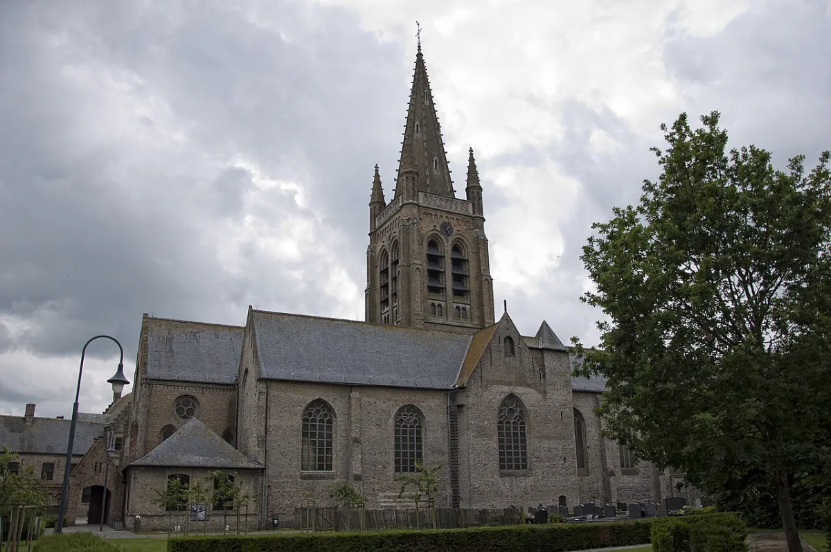 Sint-Pieterskerk, Lo-Reninge