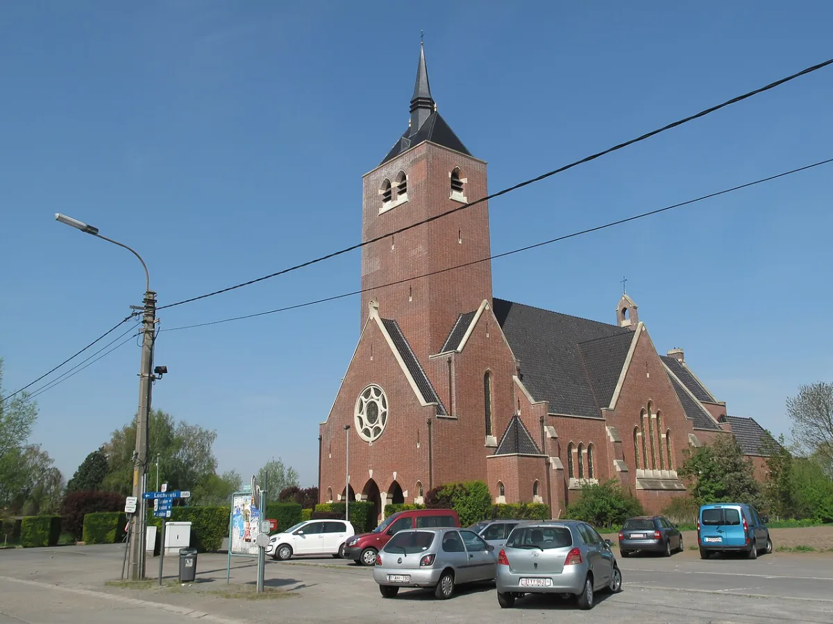 Onze-Lieve-Vrouw Middelareskerk, Lochristi
