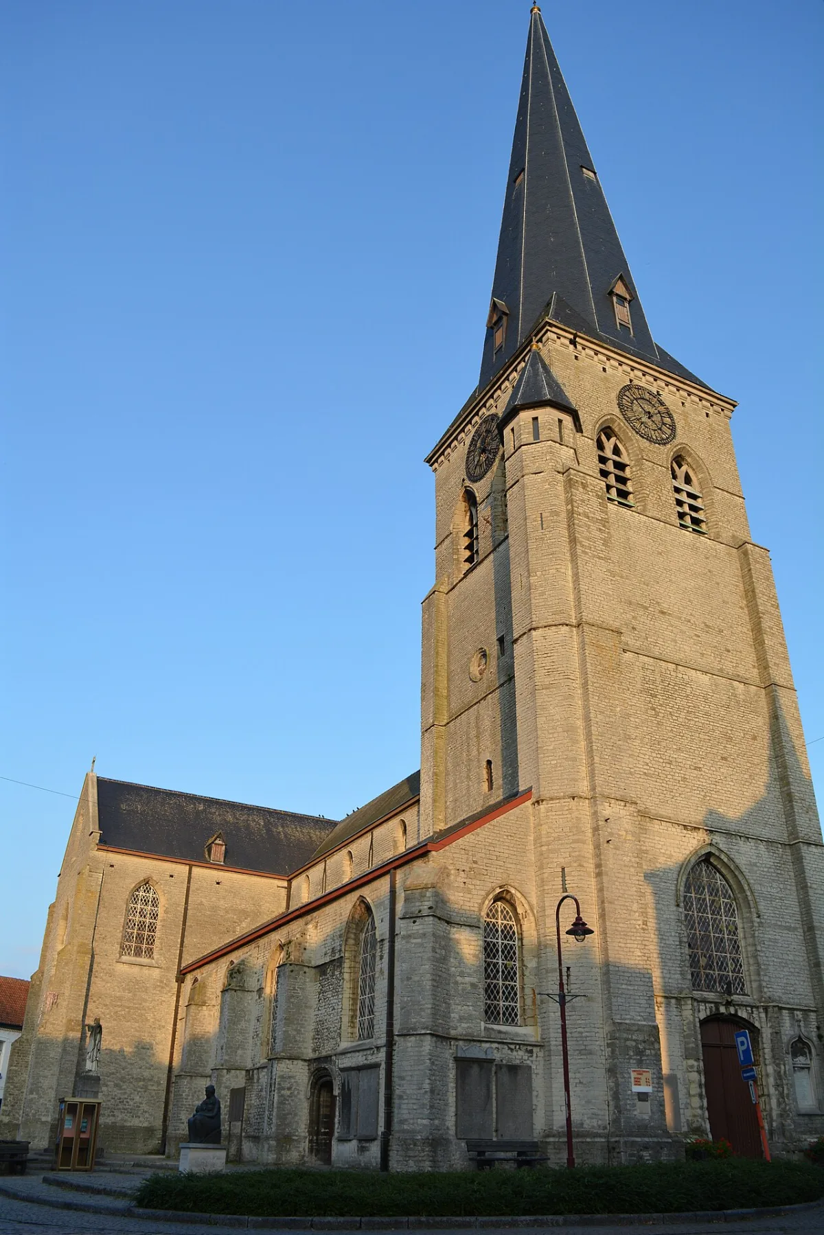 Sint-Christoffelkerk, Londerzeel