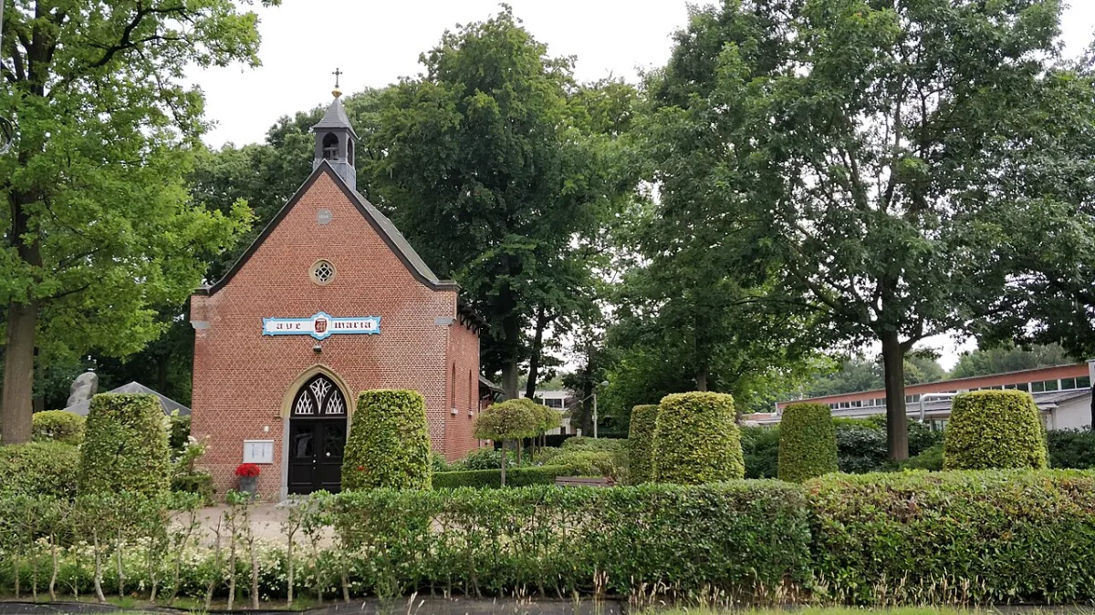 Onze-Lieve-Vrouw-van-Bijstandkapel, Malle