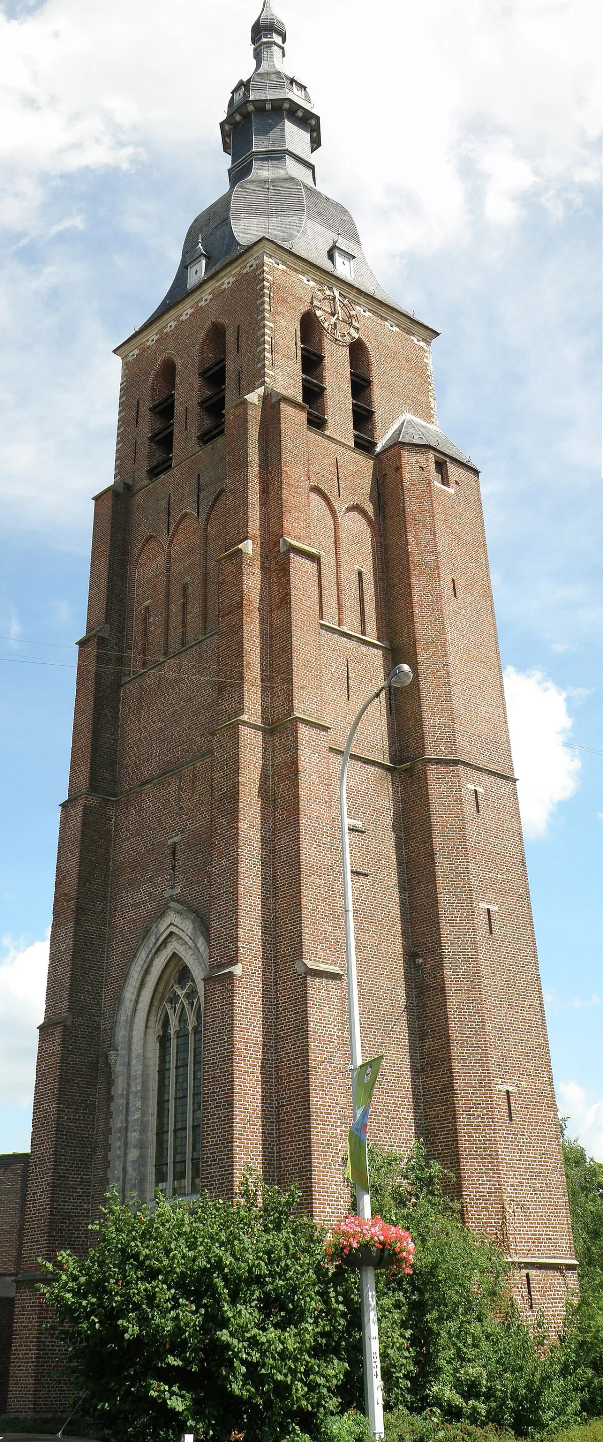 Sint-Laurentiuskerk, Malle