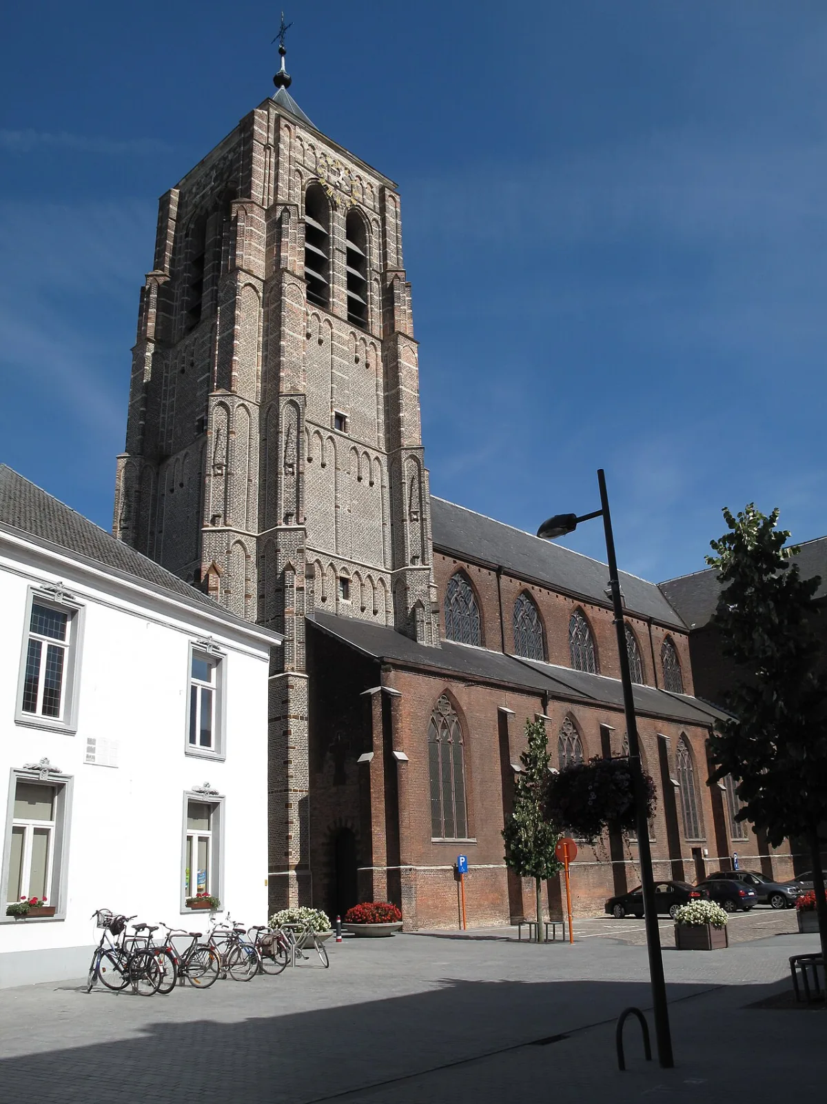 Sint-Pieter en Pauwelkerk, Mol