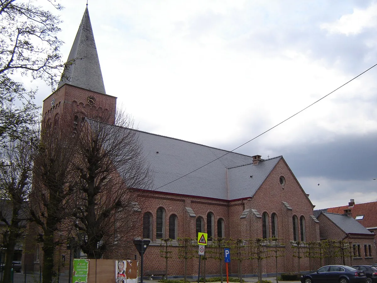 Sint-Theresiakerk, Moorslede