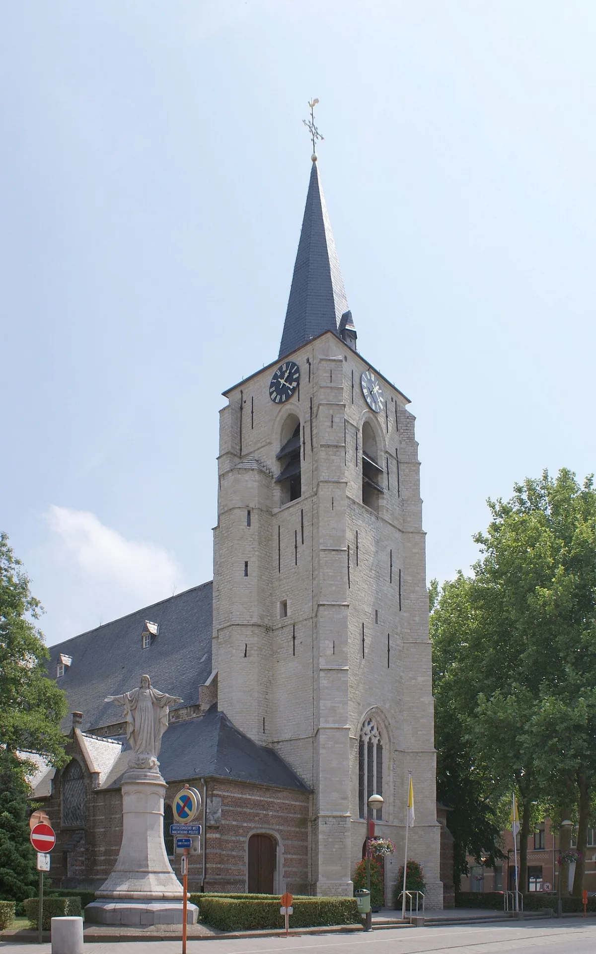Sint-Benedictuskerk, Mortsel